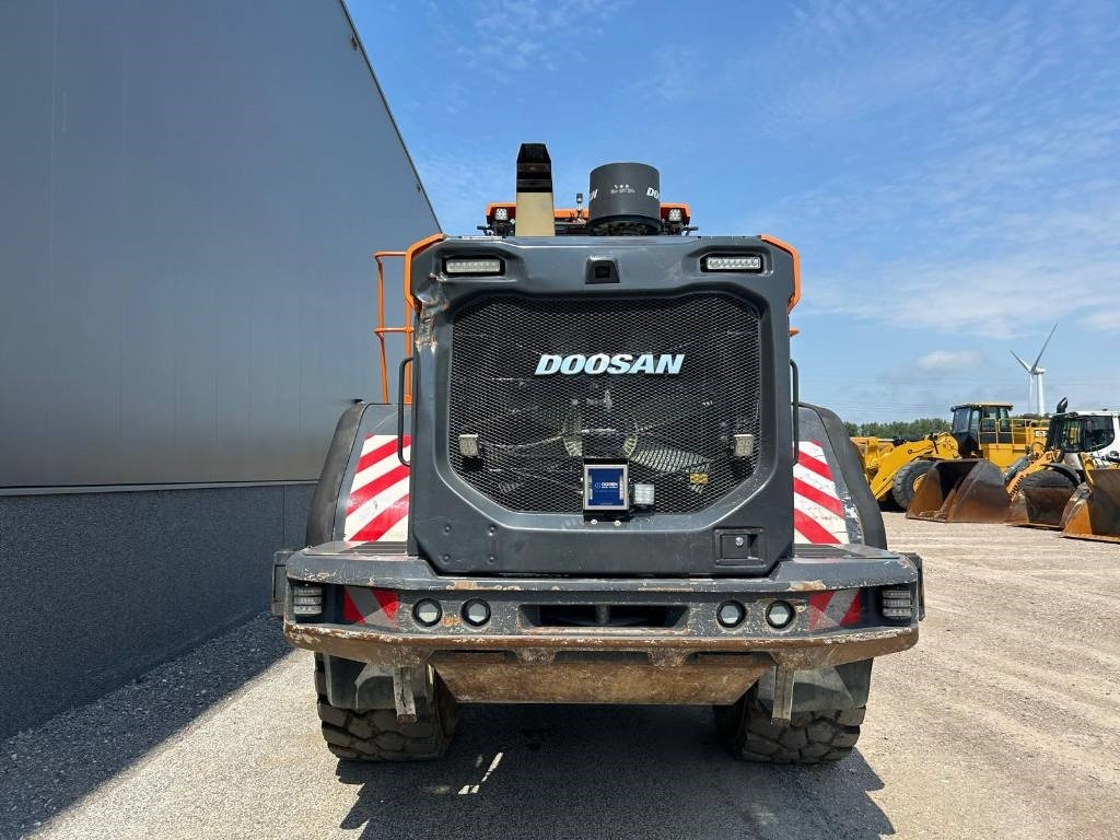 Doosan DL 420-7 (CDC) - Încărcător frontal pe pneuri: Foto 4 Doosan DL 420-7 (CDC) - Încărcător frontal pe pneuri: Foto 4