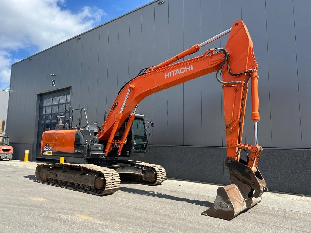 Excavator pe şenile Hitachi ZX 250 LC-6 (GPS Prepared): Foto 7