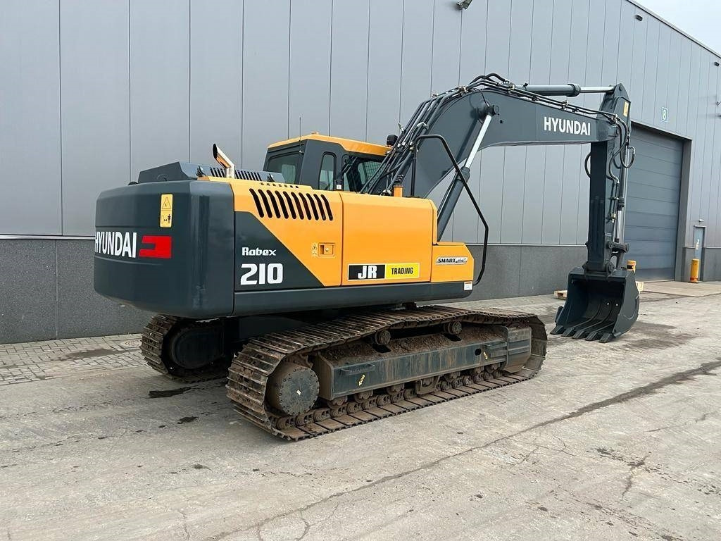 Hyundai R 210 - Excavator pe şenile: Foto 5 Hyundai R 210 - Excavator pe şenile: Foto 5