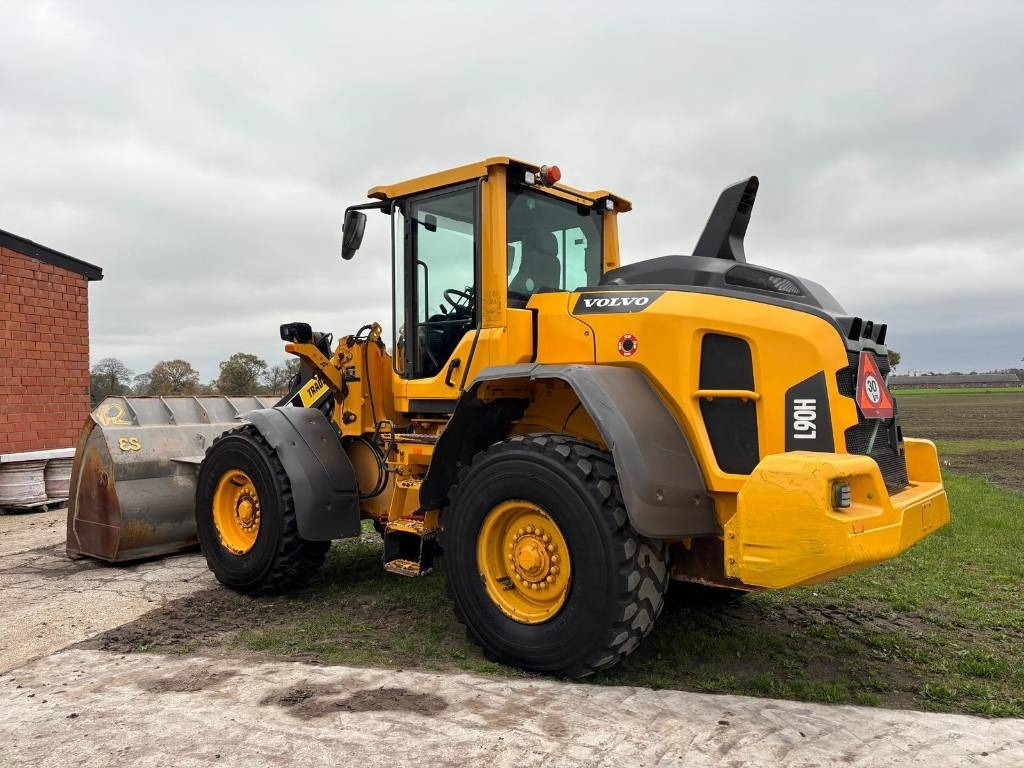 Volvo L 90 H (On Transport) - Încărcător frontal pe pneuri: Foto 3 Volvo L 90 H (On Transport) - Încărcător frontal pe pneuri: Foto 3