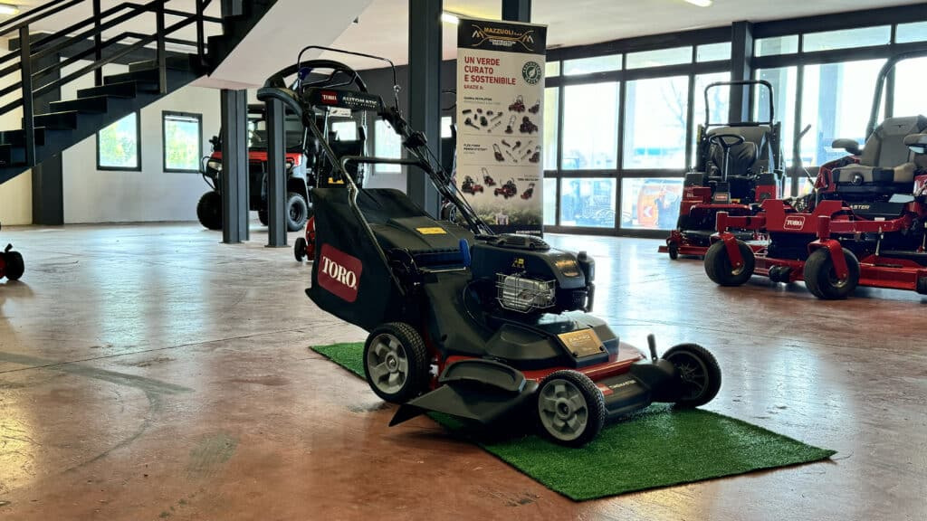 Toro – TimeMaster® TM76 76cm Lawn Mower 21815 - Maşină de tuns iarba: Foto 4 Toro – TimeMaster® TM76 76cm Lawn Mower 21815 - Maşină de tuns iarba: Foto 4