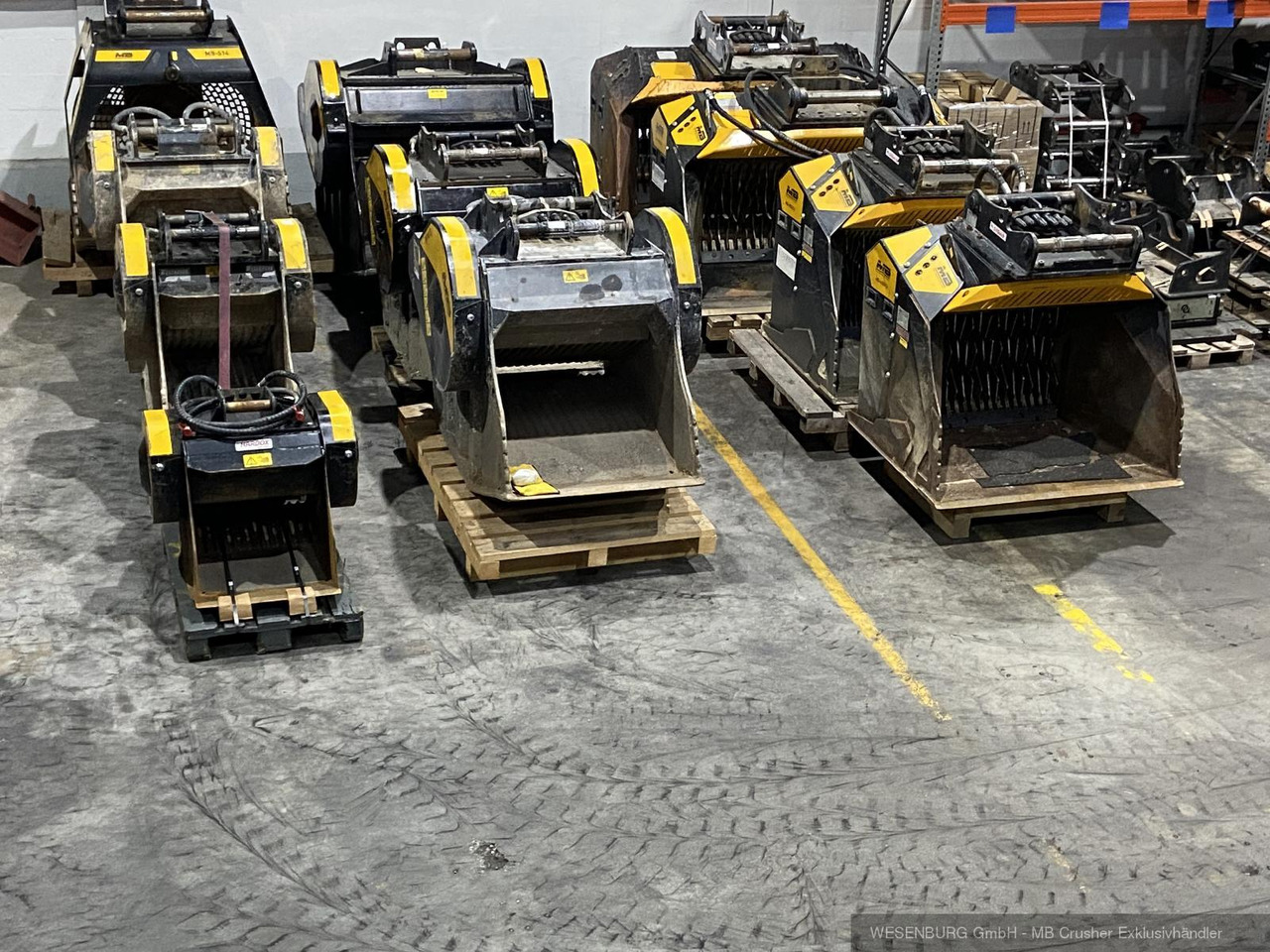 MB Crusher C50 - BF60 - BF70 - BF80 - BF90 - BF120 ANKAUF von gebrauchten und beschädigten Brecherlöffeln von - Zustand egal - Cupă excavator: Foto 1 MB Crusher C50 - BF60 - BF70 - BF80 - BF90 - BF120 ANKAUF von gebrauchten und beschädigten Brecherlöffeln von - Zustand egal - Cupă excavator: Foto 1