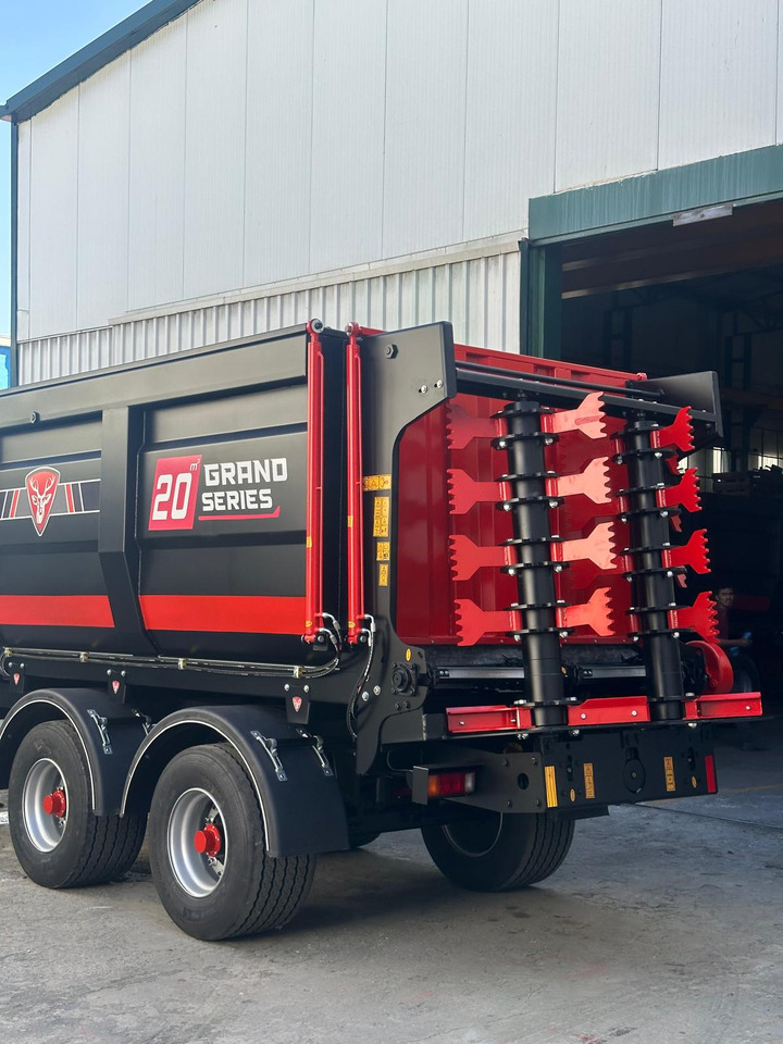 Novatar Manure Spreader Trailer 20 M3 - Maşină de împrăştiat gunoi de grajd: Foto 2 Novatar Manure Spreader Trailer 20 M3 - Maşină de împrăştiat gunoi de grajd: Foto 2