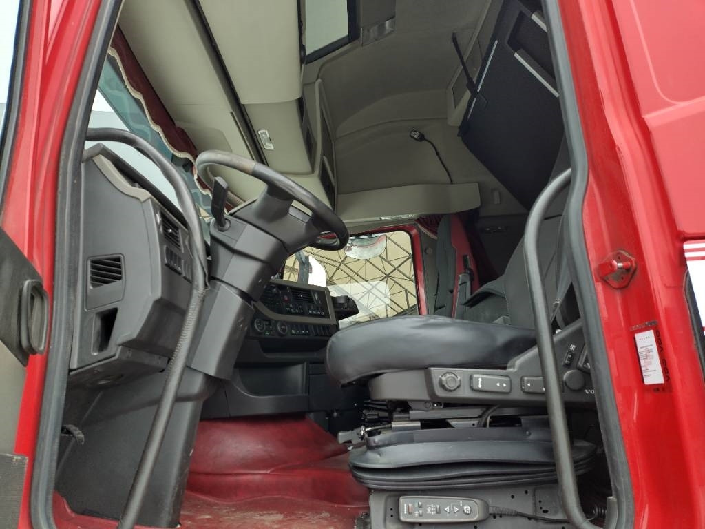 Volvo FH500 6x4 nouseva ja katkeva teliveto,Hydr!! - Cap tractor: Foto 5 Volvo FH500 6x4 nouseva ja katkeva teliveto,Hydr!! - Cap tractor: Foto 5