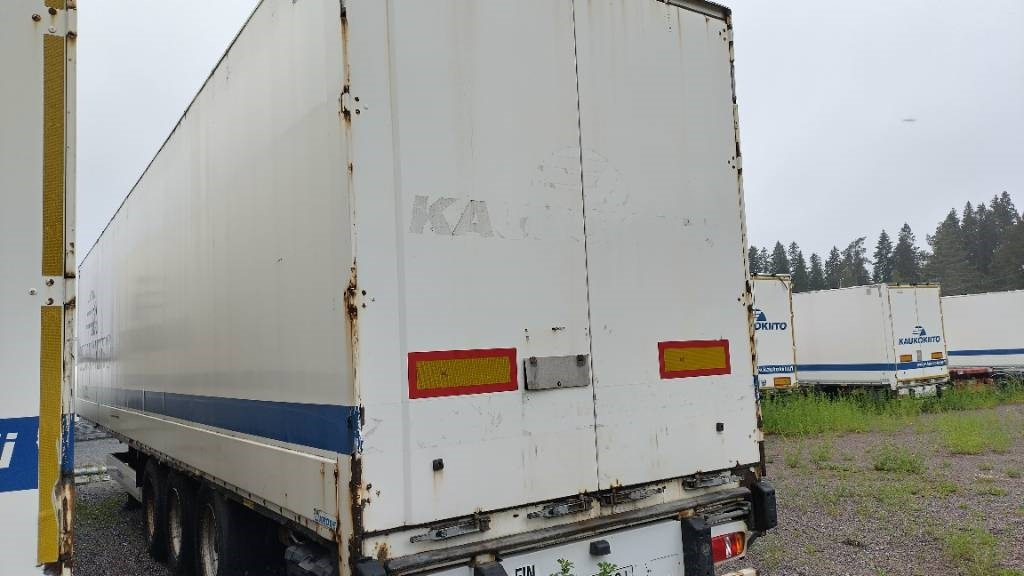 Krone Umpiputki, vahvalla katolla - Semiremorcă furgon: Foto 2 Krone Umpiputki, vahvalla katolla - Semiremorcă furgon: Foto 2