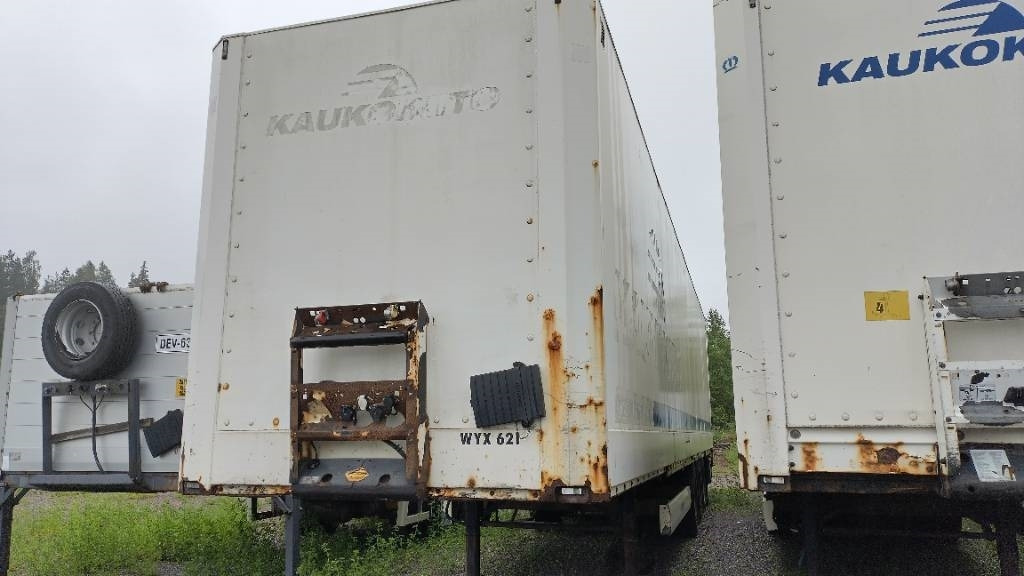 Krone Umpiputki, vahvalla katolla - Semiremorcă furgon: Foto 4 Krone Umpiputki, vahvalla katolla - Semiremorcă furgon: Foto 4