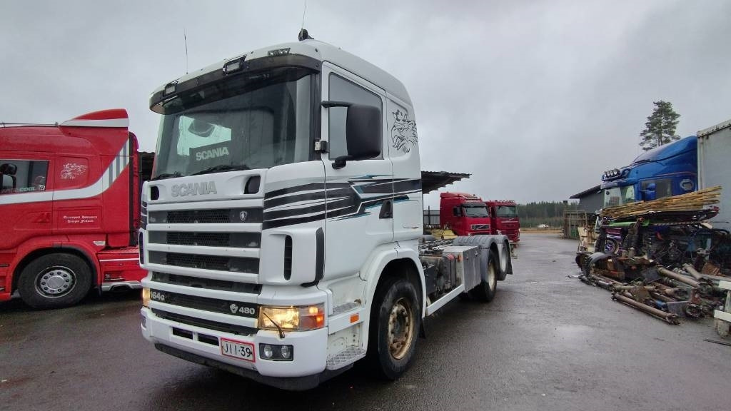 Scania R164 480 rautajouset,av4100mm , ADR. HIENO!! - Camion şasiu: Foto 2 Scania R164 480 rautajouset,av4100mm , ADR. HIENO!! - Camion şasiu: Foto 2