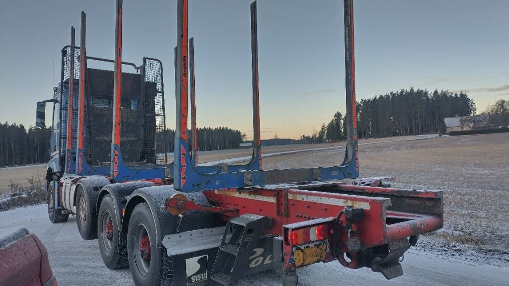 Sisu 625 Polar puuauto, Fuller , SIISTI AUTO - Camion forestier: Foto 3 Sisu 625 Polar puuauto, Fuller , SIISTI AUTO - Camion forestier: Foto 3