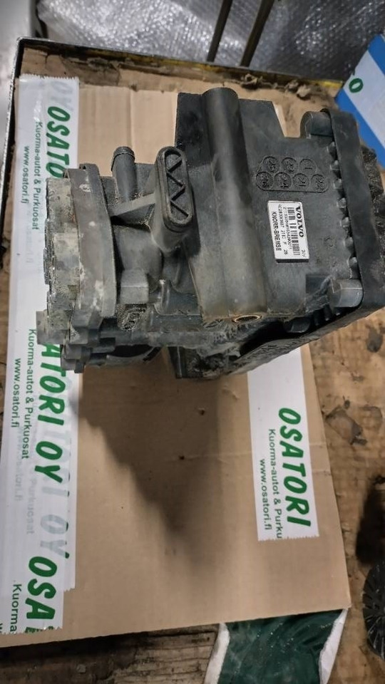 Volvo ELC venttiililohko FH4 - Cadru/ Şasiu pentru Camion: Foto 2 Volvo ELC venttiililohko FH4 - Cadru/ Şasiu pentru Camion: Foto 2