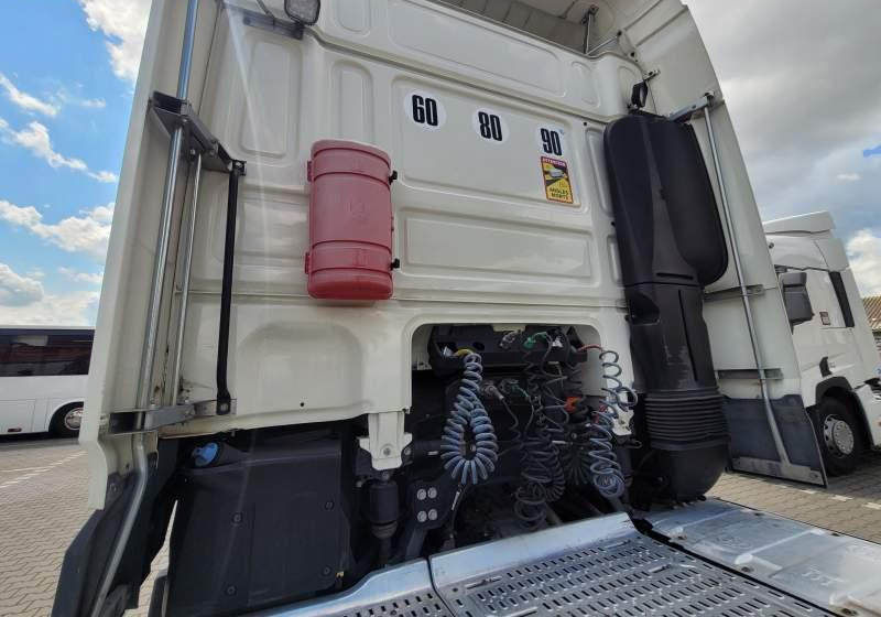 DAF XF510 SPACE CAB / SPROWADZONY / MANUAL / RETARDER - Cap tractor: Foto 4 DAF XF510 SPACE CAB / SPROWADZONY / MANUAL / RETARDER - Cap tractor: Foto 4