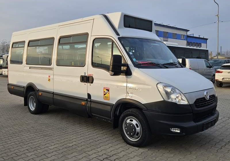 Iveco A50C17 DAILY / SPROWADZONE / MANUAL / EEV - Microbuz, Transport persoane: Foto 3 Iveco A50C17 DAILY / SPROWADZONE / MANUAL / EEV - Microbuz, Transport persoane: Foto 3