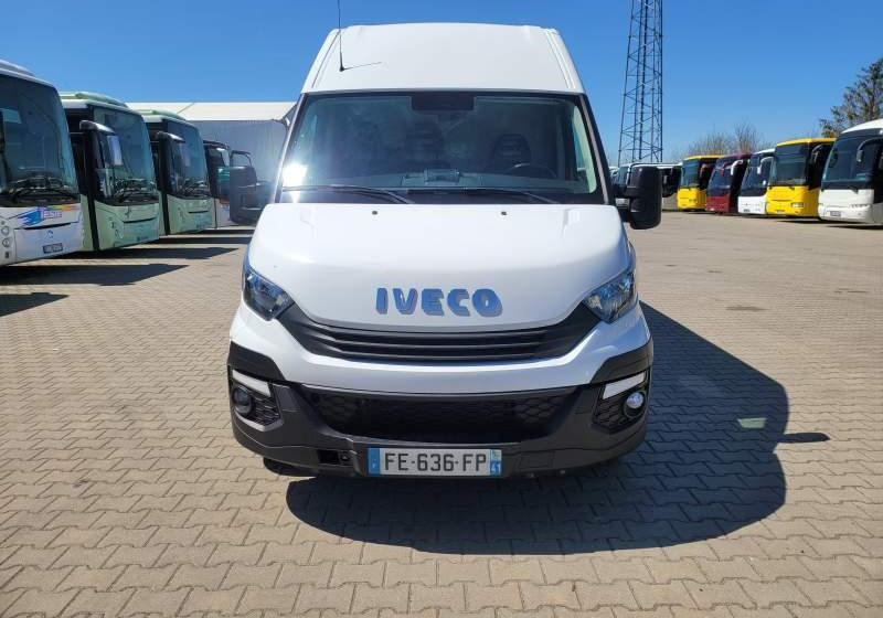 Iveco DAILY 35-140 / SPROWADZONY Z FRANCJI / TEMPOMAT - Dubă: Foto 3 Iveco DAILY 35-140 / SPROWADZONY Z FRANCJI / TEMPOMAT - Dubă: Foto 3