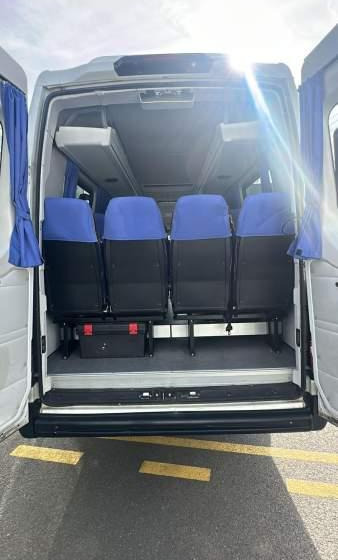 Iveco DAILY/ SPROWADZONE / 2X KLIMA / TV / 108 000 KM - Microbuz, Transport persoane: Foto 5 Iveco DAILY/ SPROWADZONE / 2X KLIMA / TV / 108 000 KM - Microbuz, Transport persoane: Foto 5