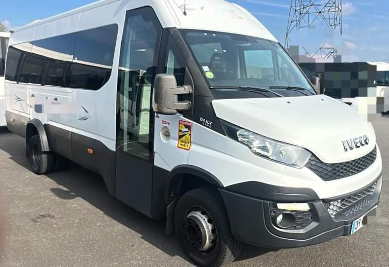 Iveco DAILY/ SPROWADZONE / 2X KLIMA / TV / 108 000 KM - Microbuz, Transport persoane: Foto 1 Iveco DAILY/ SPROWADZONE / 2X KLIMA / TV / 108 000 KM - Microbuz, Transport persoane: Foto 1