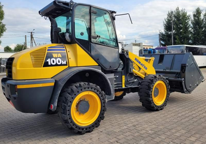 Komatsu WA1 100M / SPROWADZONA Z FRANCJI/ 6 300 MTH - Încărcător frontal pe pneuri: Foto 2 Komatsu WA1 100M / SPROWADZONA Z FRANCJI/ 6 300 MTH - Încărcător frontal pe pneuri: Foto 2