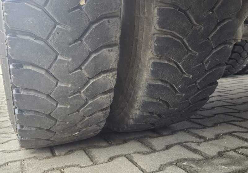 Camion basculantă MAN TGS 35.440/SPROWADZONY Z FR/8x4/EURO6: Foto 17 Camion basculantă MAN TGS 35.440/SPROWADZONY Z FR/8x4/EURO6: Foto 17