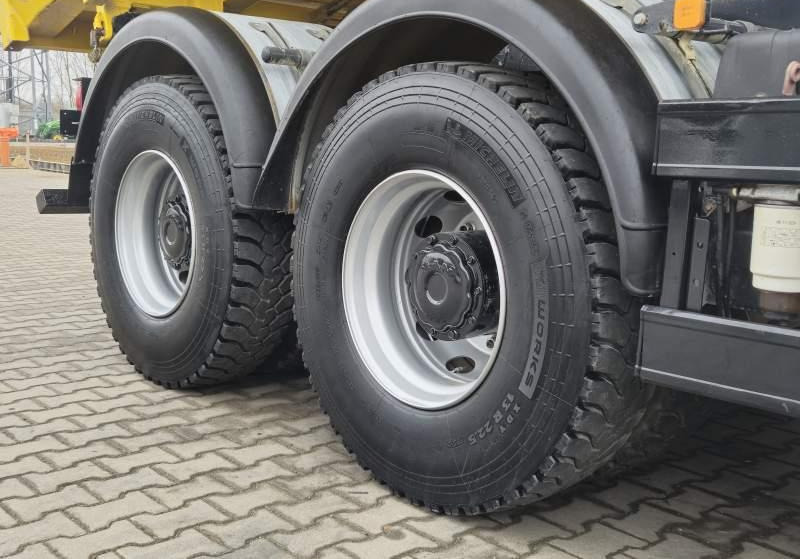 Camion basculantă MAN TGS 35.440/SPROWADZONY Z FR/8x4/EURO6: Foto 16 Camion basculantă MAN TGS 35.440/SPROWADZONY Z FR/8x4/EURO6: Foto 16