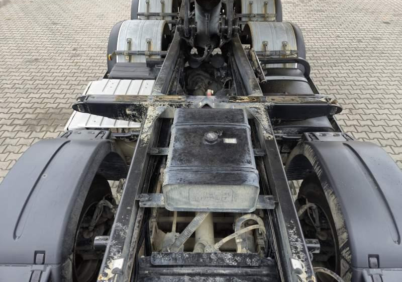 Camion basculantă MAN TGS 35.440/SPROWADZONY Z FR/8x4/EURO6: Foto 14 Camion basculantă MAN TGS 35.440/SPROWADZONY Z FR/8x4/EURO6: Foto 14