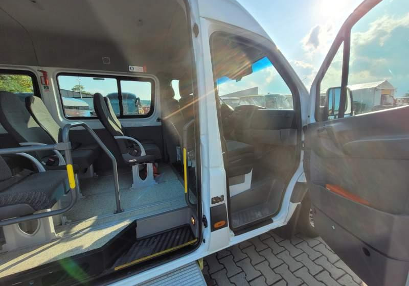 Mercedes-Benz 513 SPRINTER TRANSFER / SPROWADZONY/ MANUAL - Microbuz, Transport persoane: Foto 4 Mercedes-Benz 513 SPRINTER TRANSFER / SPROWADZONY/ MANUAL - Microbuz, Transport persoane: Foto 4