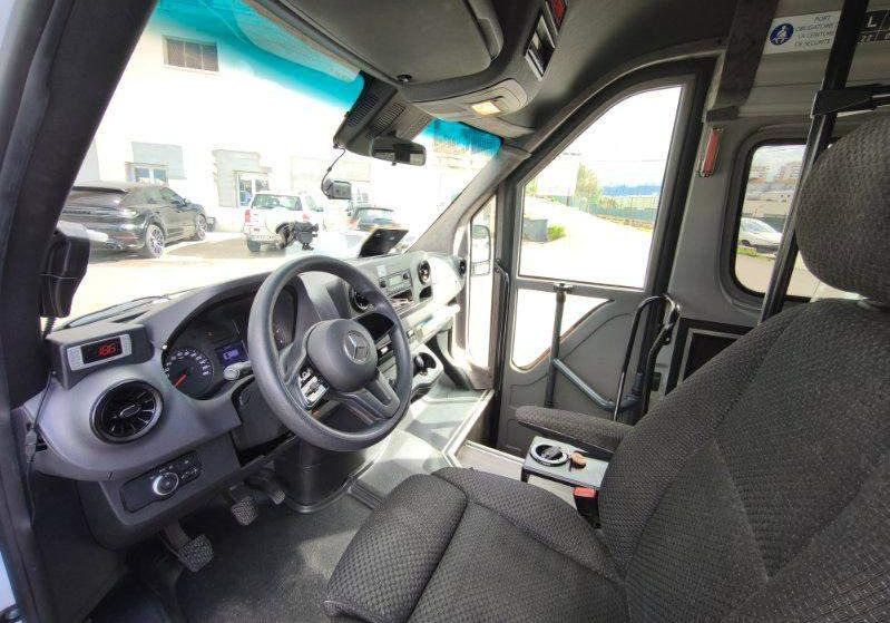 Mercedes-Benz SPRINTER/ 24 MIEJSCA + STOJĄCE/ 67 000 KM - Autobuz interurban: Foto 4 Mercedes-Benz SPRINTER/ 24 MIEJSCA + STOJĄCE/ 67 000 KM - Autobuz interurban: Foto 4