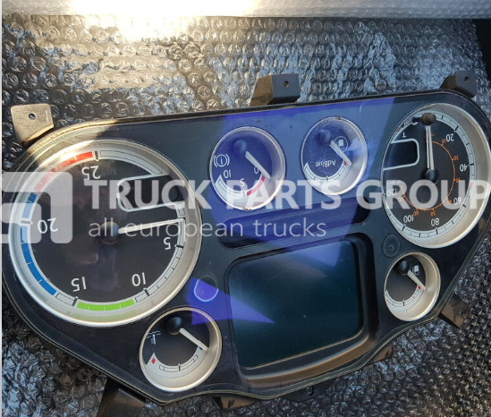 DAF 105XF, EURO 4, EURO 5, CF instrument panel, instrument cluster, dashboard - Tablou de bord pentru Camion: Foto 1 DAF 105XF, EURO 4, EURO 5, CF instrument panel, instrument cluster, dashboard - Tablou de bord pentru Camion: Foto 1