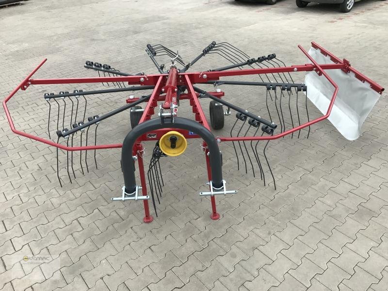 Agromehanika Kreiselschwader 300cm 3m Heuschwader Schwader Einkreisel Kreiselheuschwader NEU - Maşină de întors fânul: Foto 1 Agromehanika Kreiselschwader 300cm 3m Heuschwader Schwader Einkreisel Kreiselheuschwader NEU - Maşină de întors fânul: Foto 1