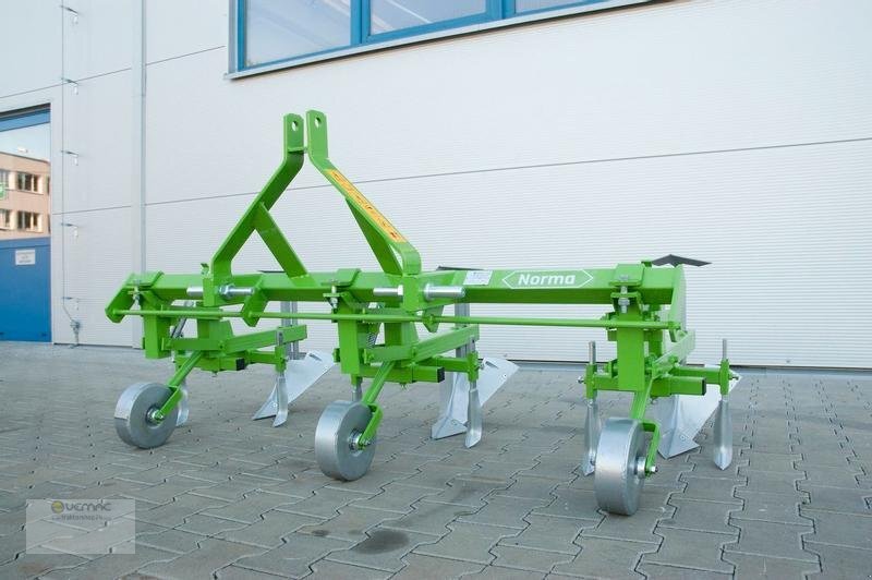 BOMET Kartoffelhäufler Jäthacke-Häufler Bomet P475 inkl. Striegel - Utilaj pentru cartofi: Foto 3 BOMET Kartoffelhäufler Jäthacke-Häufler Bomet P475 inkl. Striegel - Utilaj pentru cartofi: Foto 3