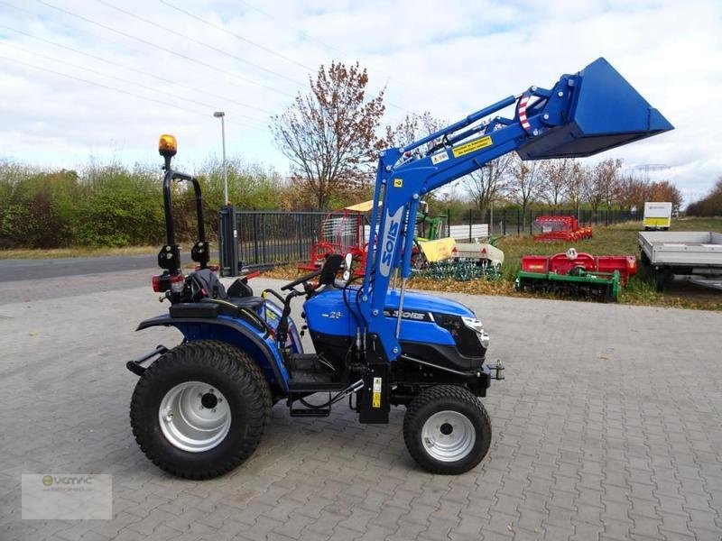 Solis Solis 26 26PS NEU Traktor Schlepper Frontlader Rasenreif NEU - Tractor mic: Foto 2 Solis Solis 26 26PS NEU Traktor Schlepper Frontlader Rasenreif NEU - Tractor mic: Foto 2