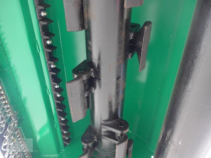 Vemac AG 220cm Mulcher Schlegelmulcher Frontmulcher Hammerschlegel - Tocător resturi vegetale: Foto 4 Vemac AG 220cm Mulcher Schlegelmulcher Frontmulcher Hammerschlegel - Tocător resturi vegetale: Foto 4