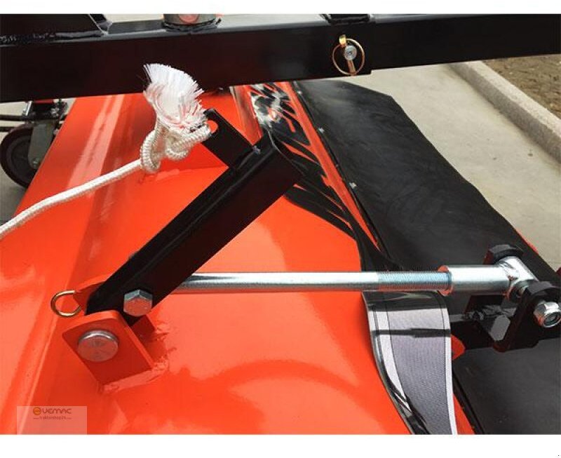 Vemac Kehrmaschine 160cm Kehrbürste Bürste Traktor Radlader Stapler NEU - Perie: Foto 3 Vemac Kehrmaschine 160cm Kehrbürste Bürste Traktor Radlader Stapler NEU - Perie: Foto 3