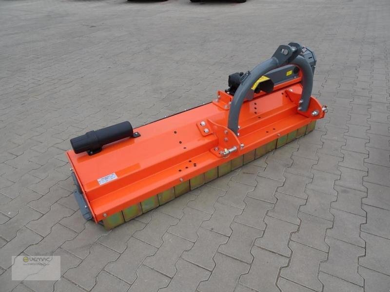 Vemac Mulcher Schlegelmulcher ML125 125cm NEU - Tocător resturi vegetale: Foto 4 Vemac Mulcher Schlegelmulcher ML125 125cm NEU - Tocător resturi vegetale: Foto 4