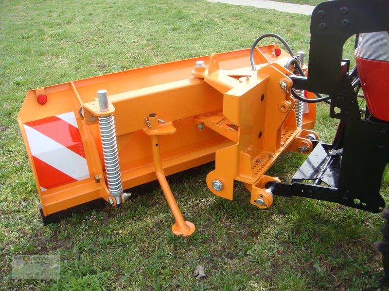 Vemac Schneeschild Schneepflug hydraul. Winterdienst 140cm NEU - Plug zapada: Foto 4 Vemac Schneeschild Schneepflug hydraul. Winterdienst 140cm NEU - Plug zapada: Foto 4
