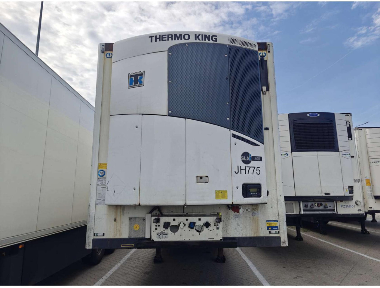 2018 Krone SDR Double Deck Cool Liner FP45 ThermoKing SLXi 300 Lifting Axle - Semiremorcă frigider: Foto 1 2018 Krone SDR Double Deck Cool Liner FP45 ThermoKing SLXi 300 Lifting Axle - Semiremorcă frigider: Foto 1