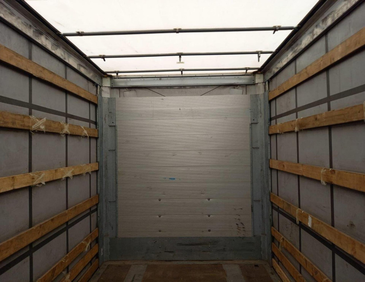 2021 Schmitz Cargobull SCS24/L Varios - Semiremorcă prelată: Foto 2 2021 Schmitz Cargobull SCS24/L Varios - Semiremorcă prelată: Foto 2