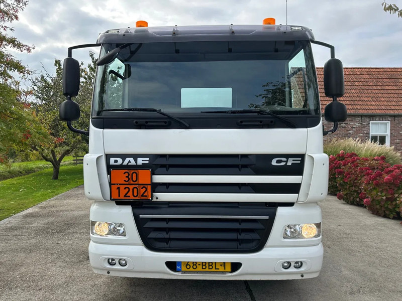 DAF CF 85.360 / NL TRUCK COMBI WITH NL TRAILER DIJSEL / 5 COMP. 37,2 m3 / EURO 5 - Camion cisternă: Foto 2 DAF CF 85.360 / NL TRUCK COMBI WITH NL TRAILER DIJSEL / 5 COMP. 37,2 m3 / EURO 5 - Camion cisternă: Foto 2