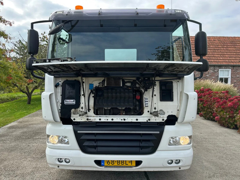 DAF CF 85.360 / NL TRUCK COMBI WITH NL TRAILER DIJSEL / 5 COMP. 37,2 m3 / EURO 5 - Camion cisternă: Foto 4 DAF CF 85.360 / NL TRUCK COMBI WITH NL TRAILER DIJSEL / 5 COMP. 37,2 m3 / EURO 5 - Camion cisternă: Foto 4