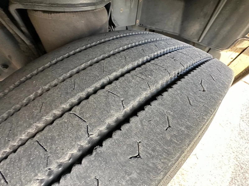 Camion cu macara MAN 19.272 F90 / NL TRUCK / 4X2 / EURO1 / ATLAS AK140.1-6,2/1 / MANUAL / FIRST OWNER: Foto 16 Camion cu macara MAN 19.272 F90 / NL TRUCK / 4X2 / EURO1 / ATLAS AK140.1-6,2/1 / MANUAL / FIRST OWNER: Foto 16