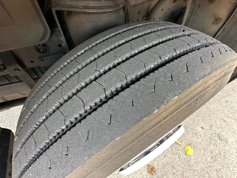 Camion cu macara MAN 19.272 F90 / NL TRUCK / 4X2 / EURO1 / ATLAS AK140.1-6,2/1 / MANUAL / FIRST OWNER: Foto 6 Camion cu macara MAN 19.272 F90 / NL TRUCK / 4X2 / EURO1 / ATLAS AK140.1-6,2/1 / MANUAL / FIRST OWNER: Foto 6