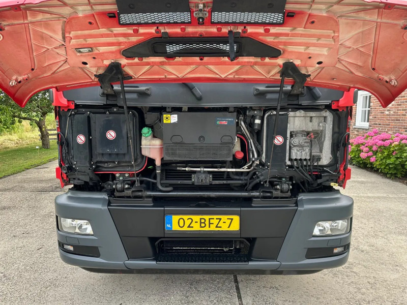 MAN TGM 15.250 / NL TRUCK / EURO 6 / NEW TYRES / NEW TACHO!! / BOX + LOADLIFT 2t - Camion furgon: Foto 3 MAN TGM 15.250 / NL TRUCK / EURO 6 / NEW TYRES / NEW TACHO!! / BOX + LOADLIFT 2t - Camion furgon: Foto 3