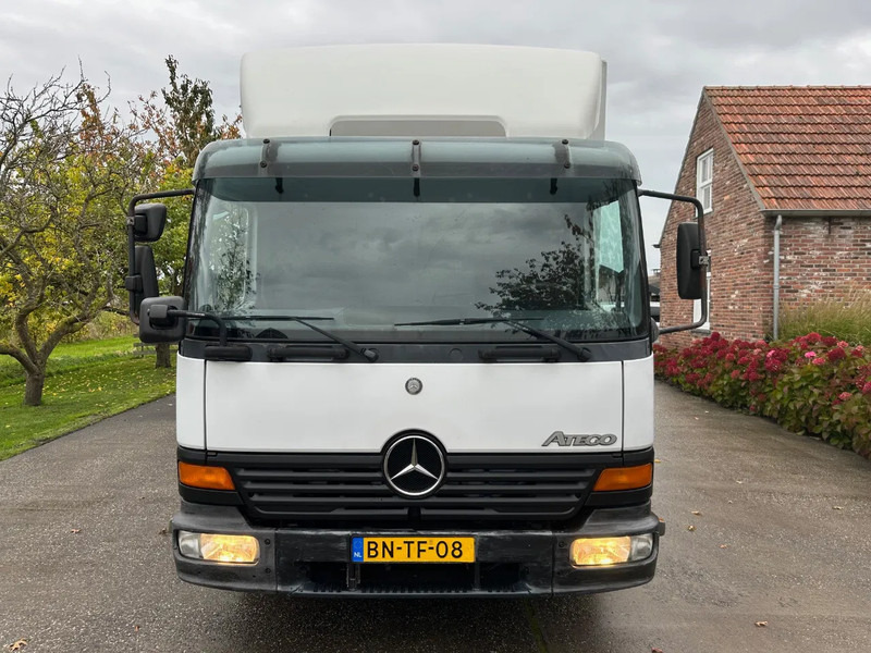 Mercedes-Benz Atego 815 / NL TRUCK / EURO 3 / LOW KM / BOX+LIFT / MANUAL / ANALOG TACHO - Camion furgon: Foto 2 Mercedes-Benz Atego 815 / NL TRUCK / EURO 3 / LOW KM / BOX+LIFT / MANUAL / ANALOG TACHO - Camion furgon: Foto 2