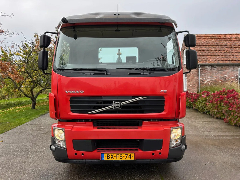 Volvo FE 320 / NL TRUCK / EURO 5 / HIAB MULTILIFT XR 21T / LIKE NEW!! / LOW KM!! / LIFT+STEER AXLE - Camion cu cârlig: Foto 2 Volvo FE 320 / NL TRUCK / EURO 5 / HIAB MULTILIFT XR 21T / LIKE NEW!! / LOW KM!! / LIFT+STEER AXLE - Camion cu cârlig: Foto 2