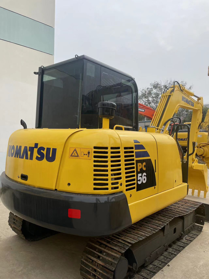 KOMATSU PC56-7 - Utilaje constructii: Foto 2 KOMATSU PC56-7 - Utilaje constructii: Foto 2