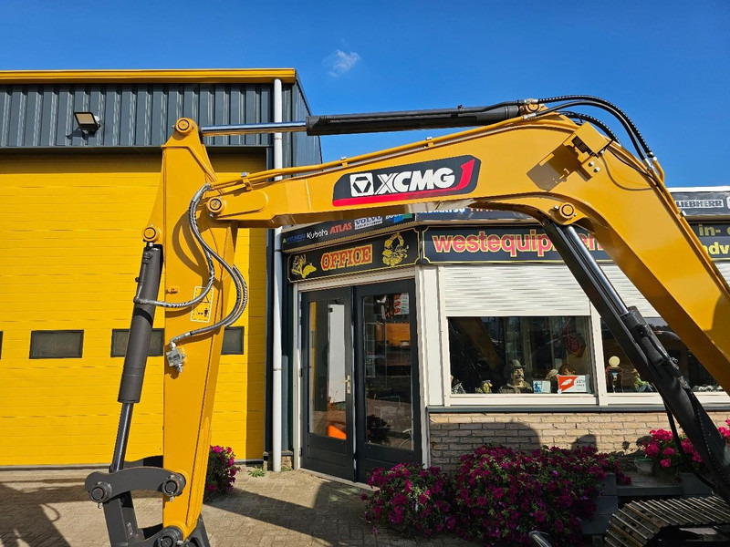Mini excavator XCMG XE60GA: Foto 9