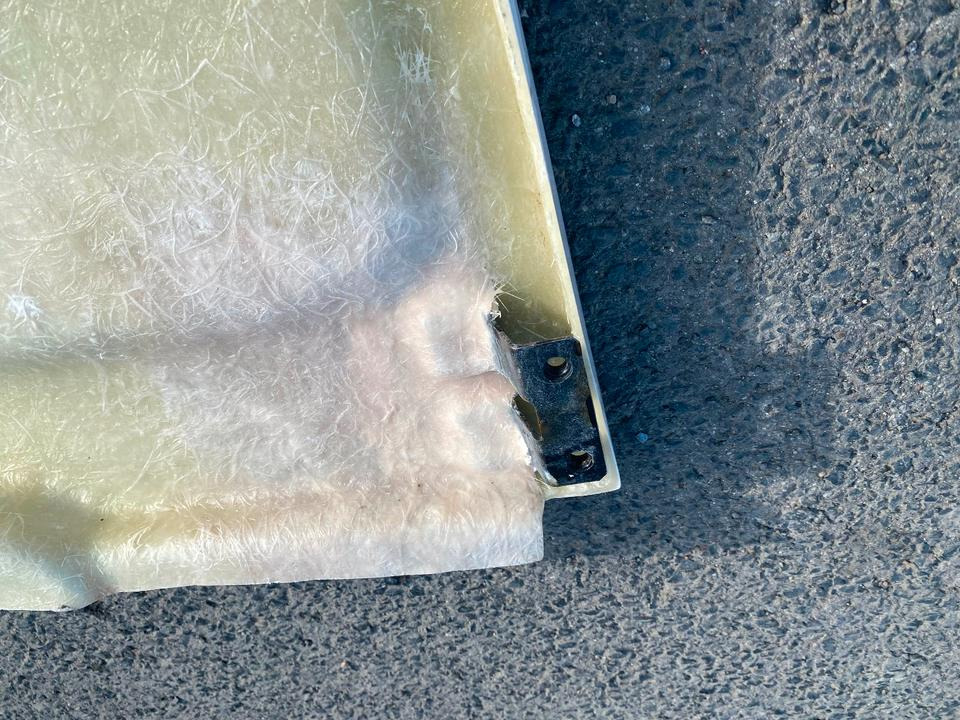 MAN Lions City A21 Heckstoßstange mit AHK Ausschnitt OE 88732035011 / 88.73203-5011 *280€ NETTO* Rohteil - Bară de protecție pentru Autobuz: Foto 4 MAN Lions City A21 Heckstoßstange mit AHK Ausschnitt OE 88732035011 / 88.73203-5011 *280€ NETTO* Rohteil - Bară de protecție pentru Autobuz: Foto 4