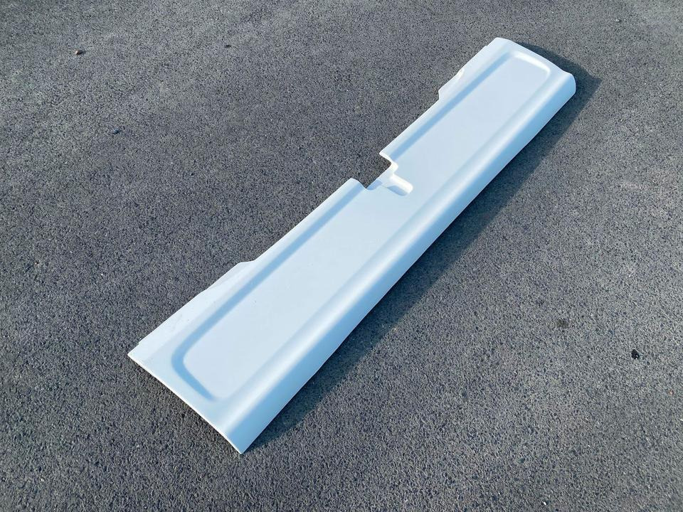 MAN Lions City A21 Heckstoßstange mit AHK Ausschnitt OE 88732035011 / 88.73203-5011 *280€ NETTO* Rohteil - Bară de protecție pentru Autobuz: Foto 2 MAN Lions City A21 Heckstoßstange mit AHK Ausschnitt OE 88732035011 / 88.73203-5011 *280€ NETTO* Rohteil - Bară de protecție pentru Autobuz: Foto 2