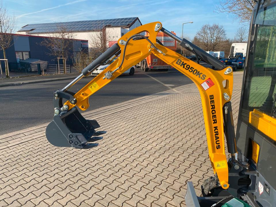 Mini excavator Minibagger BK950KS + Zubehör *INKL.19% MWST*BERGER KRAUS*KABINE*SOFORT!*: Foto 8 Mini excavator Minibagger BK950KS + Zubehör *INKL.19% MWST*BERGER KRAUS*KABINE*SOFORT!*: Foto 8