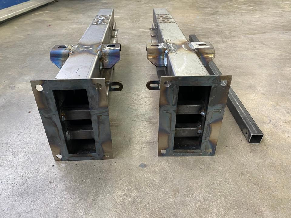 Rahmenverlängerung Mercedes Sprinter 907 Vormontiert und Grundiert - Piesă de schimb: Foto 3 Rahmenverlängerung Mercedes Sprinter 907 Vormontiert und Grundiert - Piesă de schimb: Foto 3