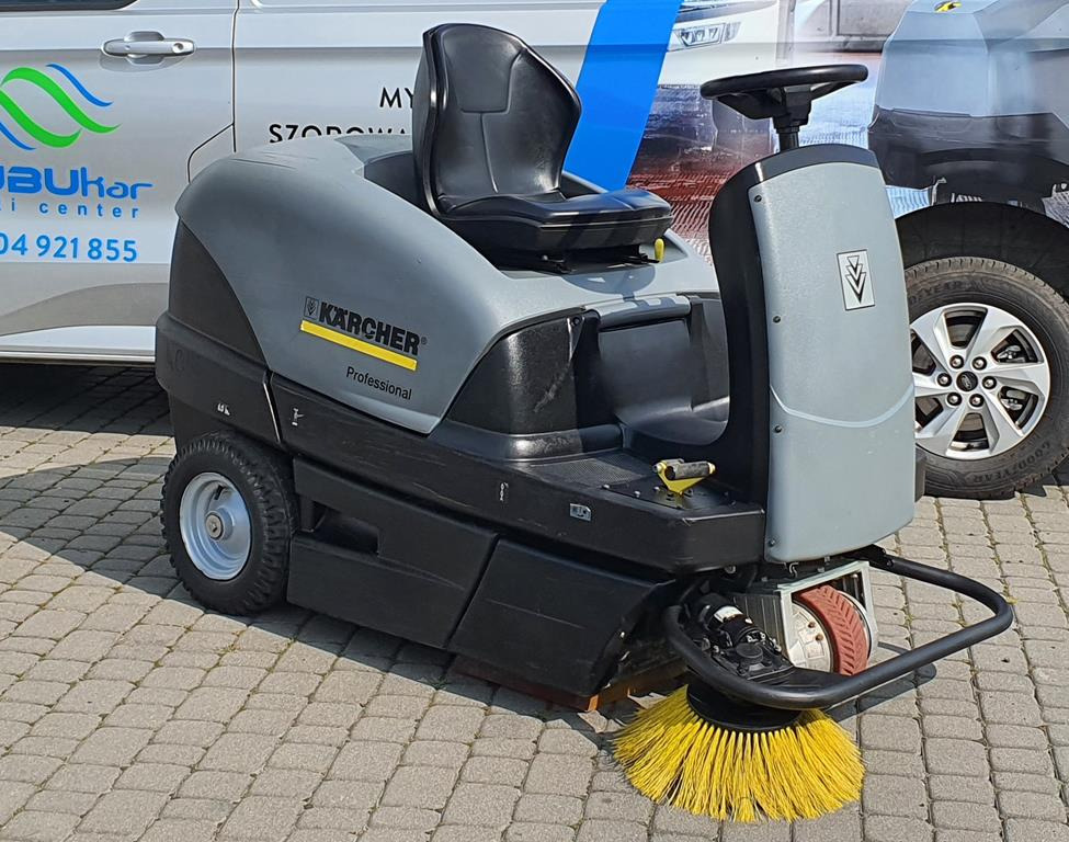 KÄRCHER KM 100/100 R Bp - Mașină de măturat industrială: Foto 1 KÄRCHER KM 100/100 R Bp - Mașină de măturat industrială: Foto 1