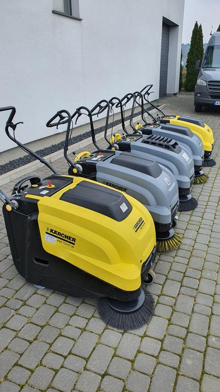 KÄRCHER KM 75/40 W G - Mașină de măturat industrială: Foto 5 KÄRCHER KM 75/40 W G - Mașină de măturat industrială: Foto 5