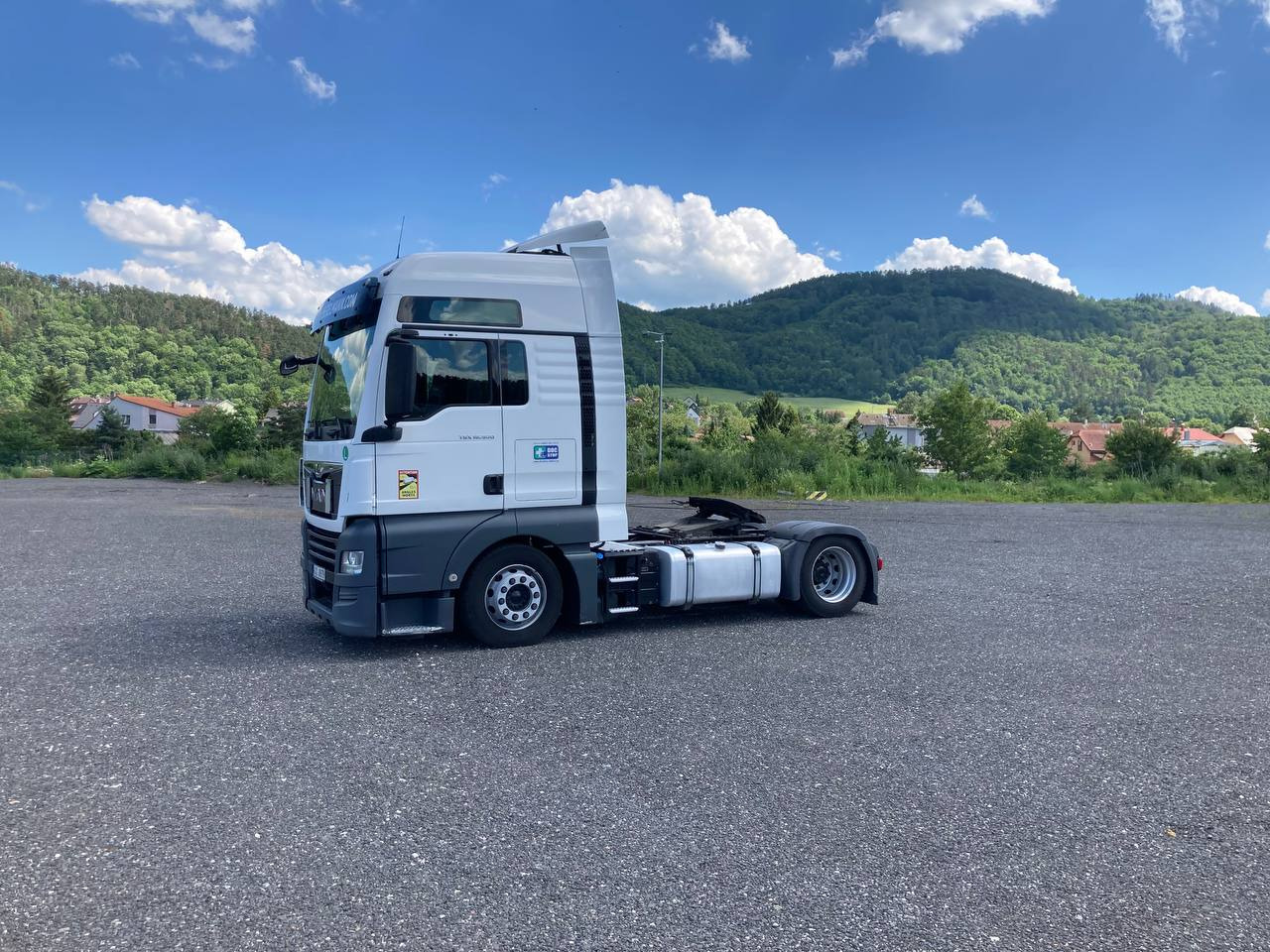 MAN TGX 18.500 XXL*MEGA*2xTANK*RETARDER*LLS-U*2018* - Cap tractor: Foto 3 MAN TGX 18.500 XXL*MEGA*2xTANK*RETARDER*LLS-U*2018* - Cap tractor: Foto 3